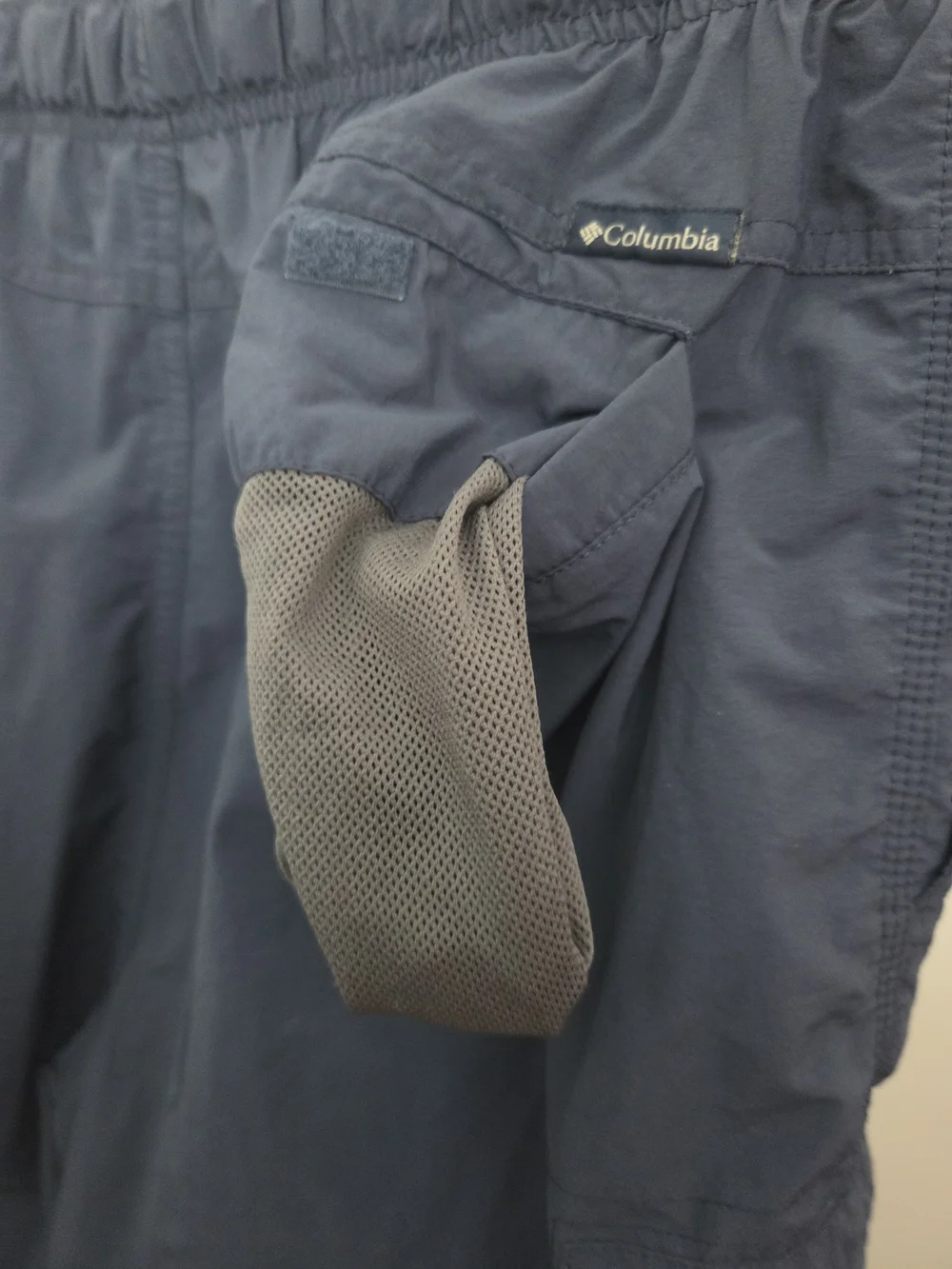 Columbia Navy Water Cargo Shorts Mens L